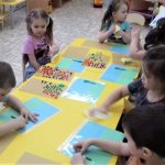 Мастер-класс «Пластилиновая аппликация на файле» с детьми 4–5 лет