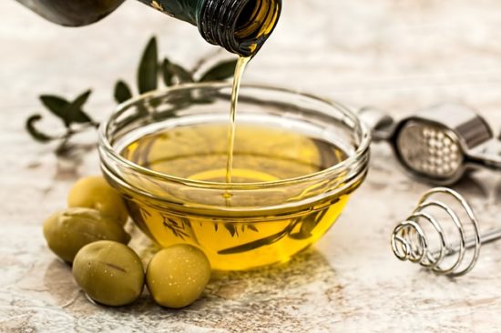 Olive oil, yogurt and baking soda for diaper rash