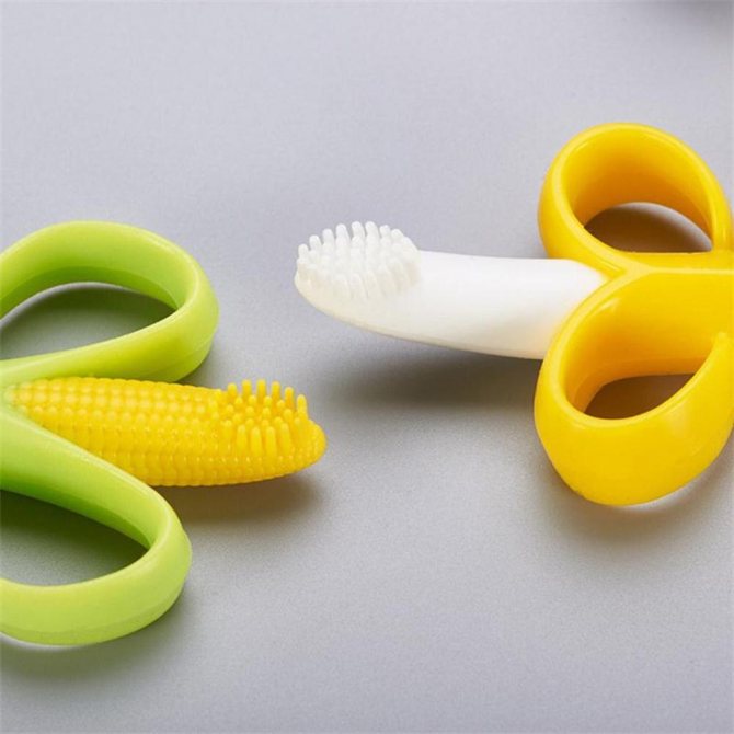 Silicone teething brushes