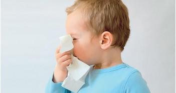 The child has a runny nose and cough without fever